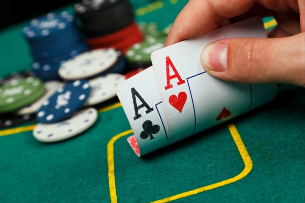20151023204134 poker game gambling gamble cards money chips game